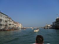 D06-074- Venice- Water Taxi.JPG